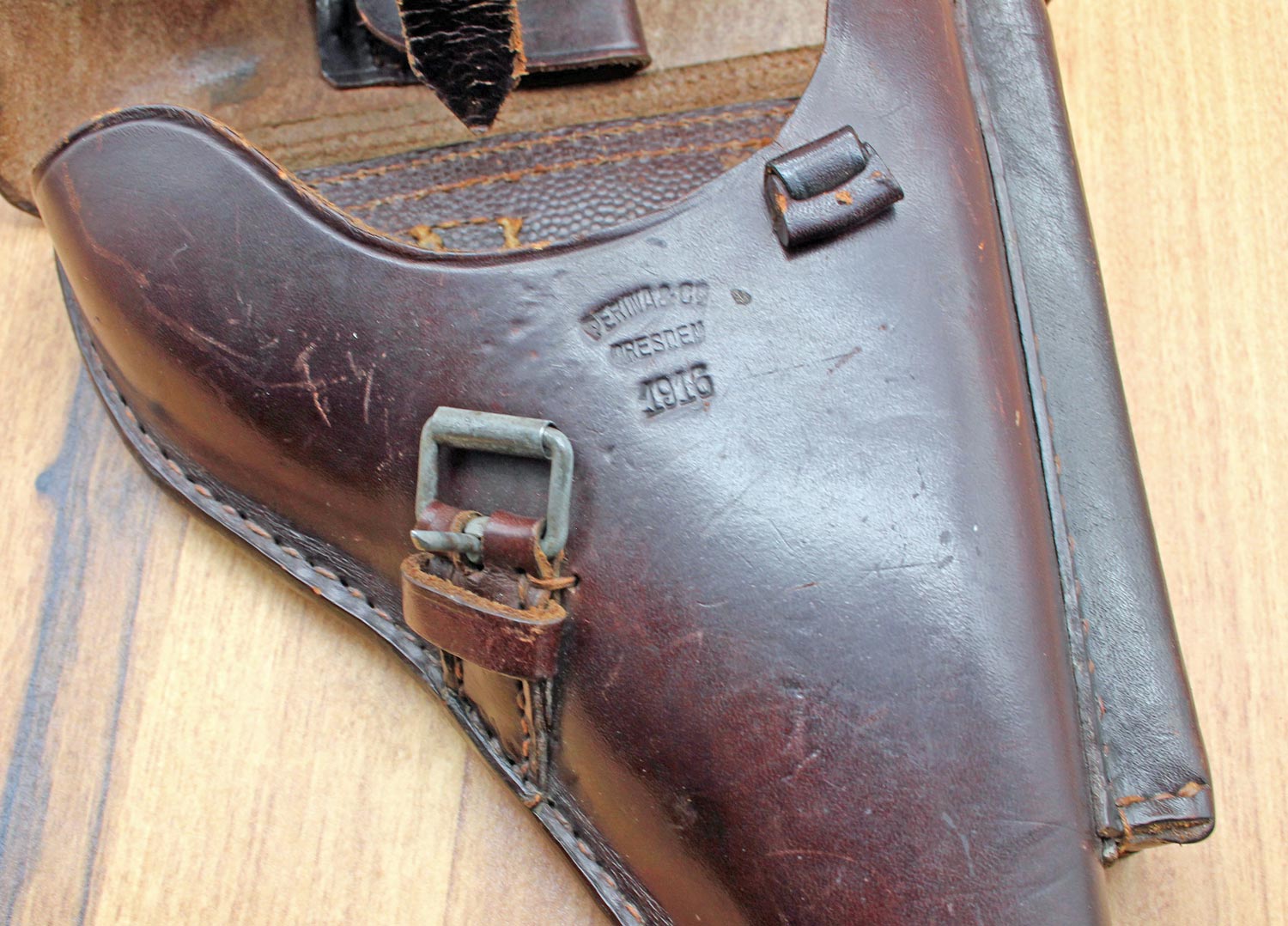 P 08 Tasche Perina Dresden 1918